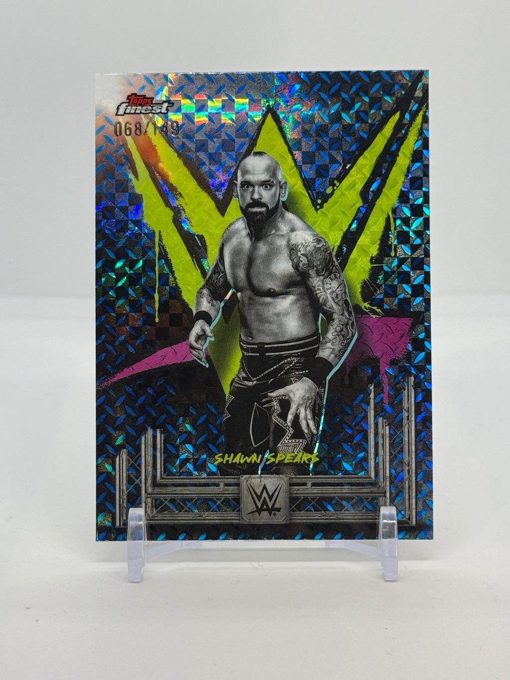 08 2025 Topps Finest WWE Shawn Spears #33 - Common Blue Checkerboard Refractor 068/149 - 2025 Topps Finest WWE Shawn Spears #33 Common Blue Checkerboard Refractor 068/149 - front