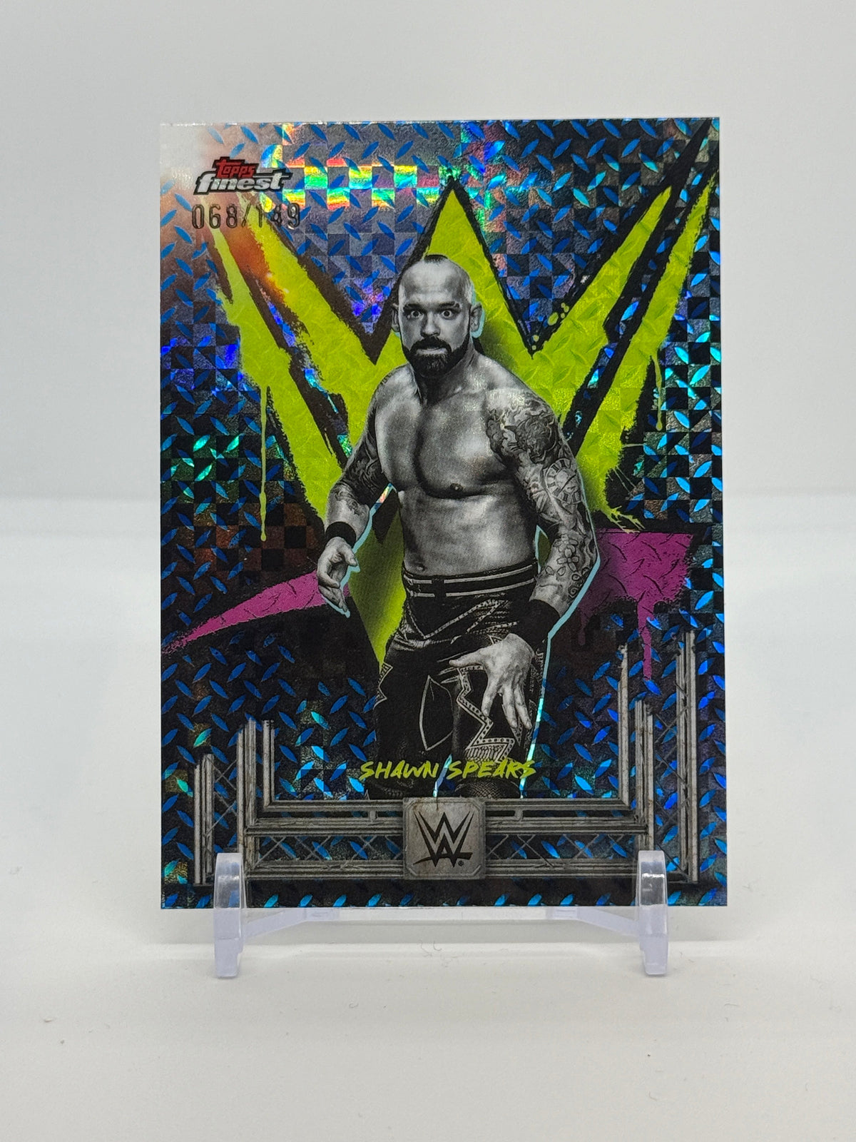 08 2025 Topps Finest WWE Shawn Spears #33 - Common Blue Checkerboard Refractor 068/149 - 2025 Topps Finest WWE Shawn Spears #33 Common Blue Checkerboard Refractor 068/149 - front